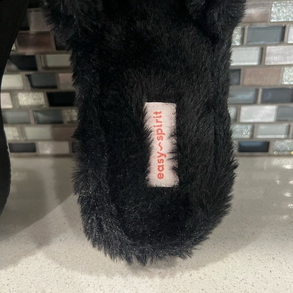 EASY SPIRIT women’s black slippers /size 5-6 - Picture 2 of 11